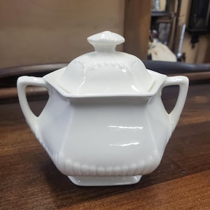 Adams, Empress, Sugar Bowl with Lid, Real English Ironstone, Micratex Dish, Inner Ribbing, Adams Backstamp