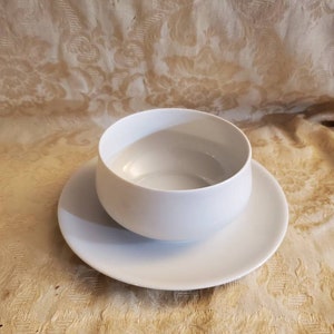 Rare Hutschenreuther,  Hohenberg, Germany Solid White, Round Gravy Bowl with Attached Underplate, Olivia 63, Antique China