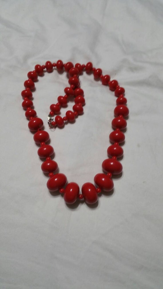 Expanding Size Red Bead,  22 inch  Necklace, Costu