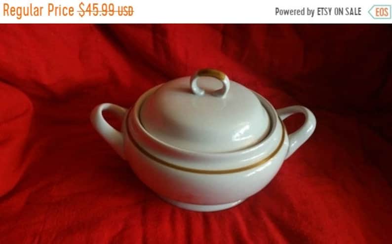 Replacement China Serving Dish 2 Quart Round Covered Casserole On Sale Genuine Stoneware Vintage Kitchen