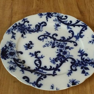M W Company Warranted Made in Nassau  Antique China Flow Blue and White 7.75 inch Salad,Dessert, Decorative Plate or Wall Hanging Rare Find