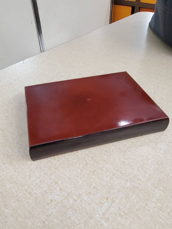 Red Lacquerware, Small Rectangular Box, Faux Wood… - image 4