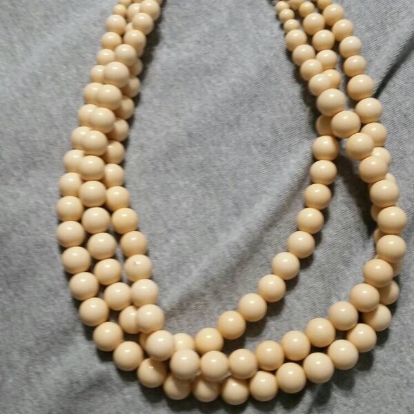 Pale Peach  Multi Strand Beaded Vintage Retro Necklace 30 Inch Necklace Costume Jewelry Fashion Accessory