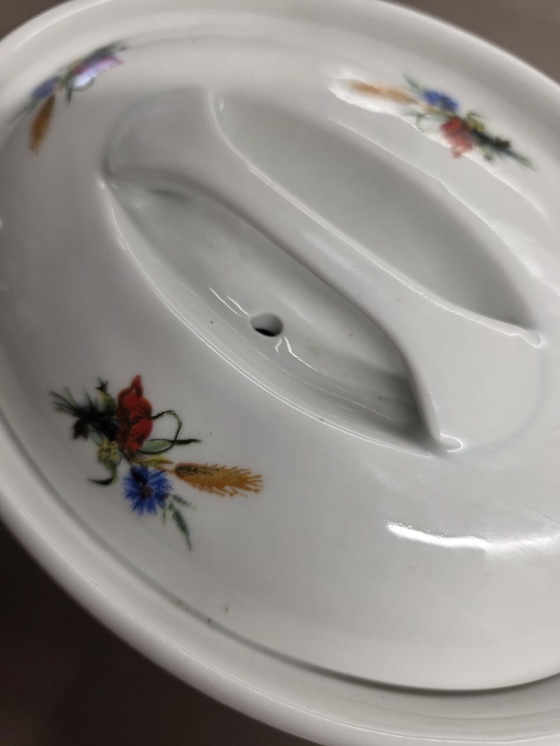 BIA Cordon Bleu Porcelain Covered Casserole - Thumbnail 2
