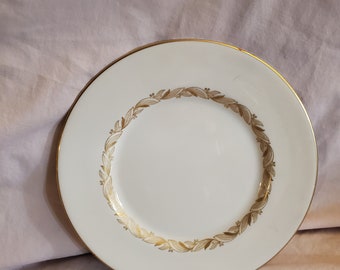 Castleton China Carlton Piatto da insalata da 8,40 pollici, Fascia interna in foglia d'oro, Piatto da portata di metà secolo, Prodotto negli Stati Uniti, Piatto da portata da cucina raffinata