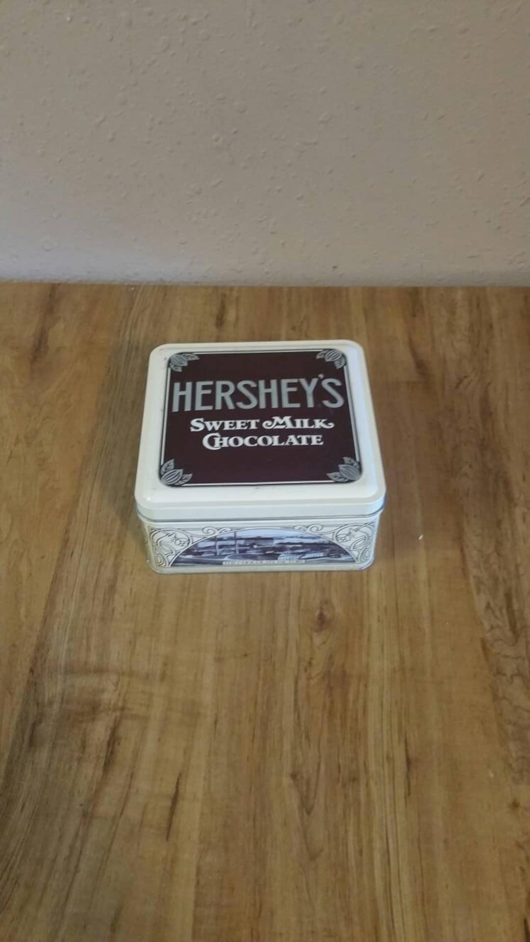 HERSHEY’S MILK ビンテージ 木箱 ウッドボックス レトロ Hershey's Sweet Milk Chocolate, Vintage Edition #1, Square Tin
