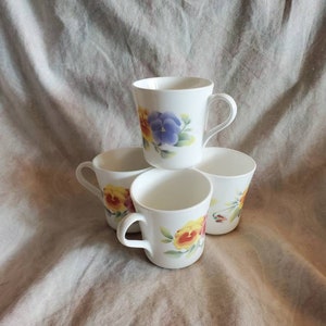 Corelle Set of 4,  Summer Blush Serving Mugs, Pansy Flower,  8 ounce, Serving Coffee Cups By Corning
