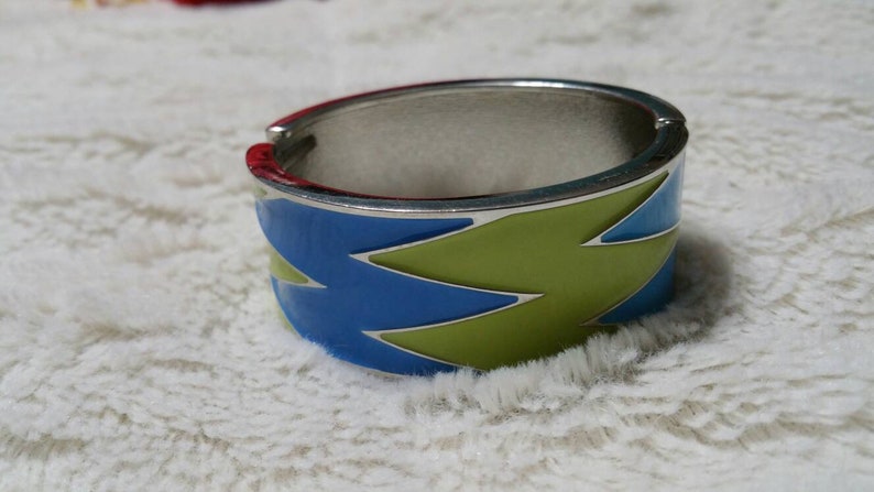 On Sale Modern Enamel Baby Blue and Green Chevron Pattern Silver Toned Spring Loaded or Clamper Bangle Bracelet Costume Jewelry
