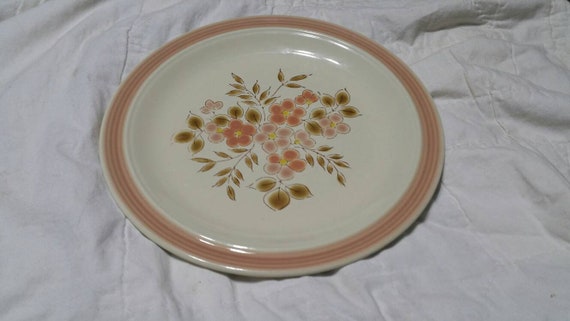 International China Company, 10.50 Inch Stoneware. Cactu Flower