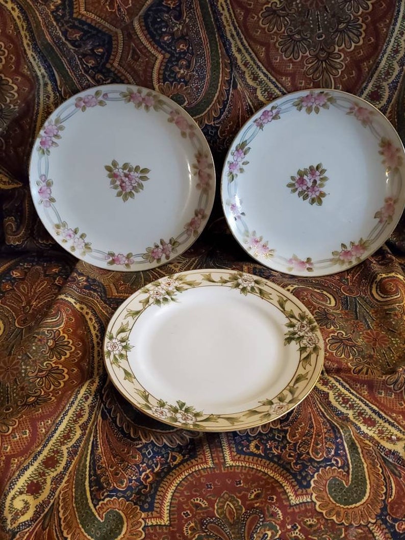 7.5 inch Collectible Dishes Hand Painted Plates Nippon Elite White and Pink Flowers Made in Japan On Sale Set of 3