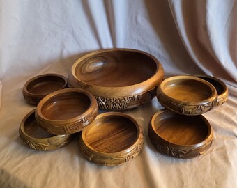 Set of 8 Teak Wood Serving Bowls, 1 Large 9 inch and 7 - 4.5 inch Bowls, Serving Dishes, Hand Carved Serving Set