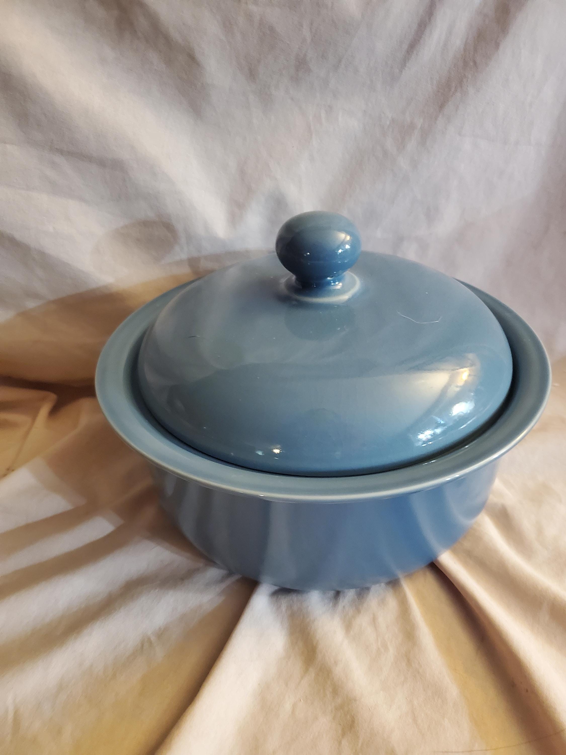 Nancy Calhoun, Light Blue, 3 Quart Covered Casserole Dish or Serving Bowl, Made in Japan, Solid Color Dish, Rare Find, Vintage Kitchen