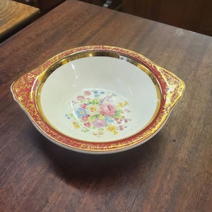Century by Salem China 7.18 inch Lugged Cereal Bowl Floral Center, Maroon/Gold Filigree, Aristocrat Maroon (Floral Center)
