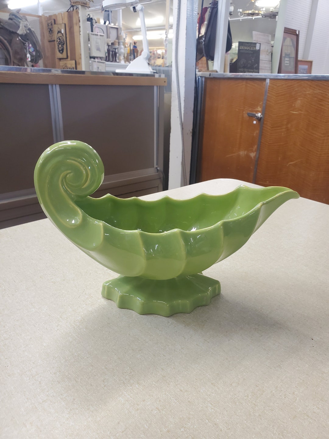 Pacific Pottery Made in the USA Green Cornucopia or Genie Lamp Design