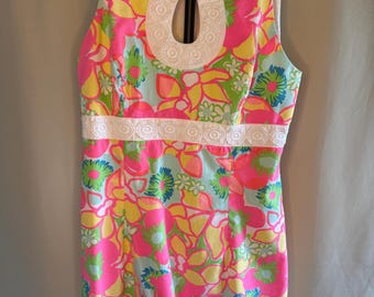 Lilly Pulitzer Floral Shift Dress: Embroidered Neckline, Preppy Resort Style (Size 6)