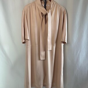 uniqlo beige dress UNIQLO Dress Womens XS Beige Floral Joy Of Print Midi Long Sleeve Button Front