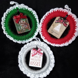 Handmade old fashioned wreath ornament set in red, green and silver