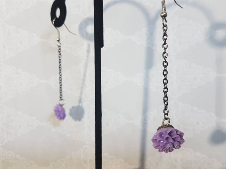 Lilac Purple and Black Chain Dangle Earrings image 2