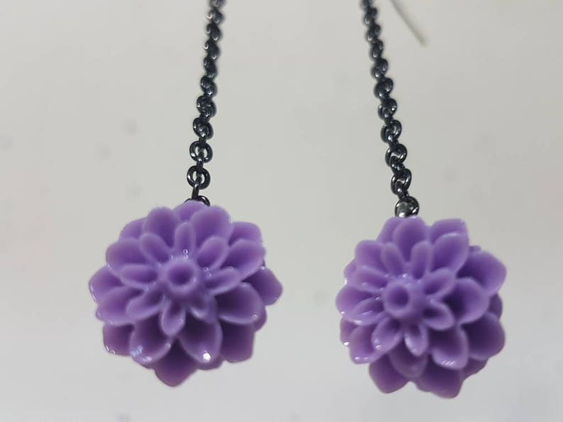 Lilac Purple and Black Chain Dangle Earrings image 4