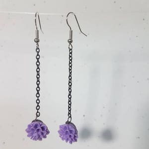 Lilac Purple and Black Chain Dangle Earrings image 3