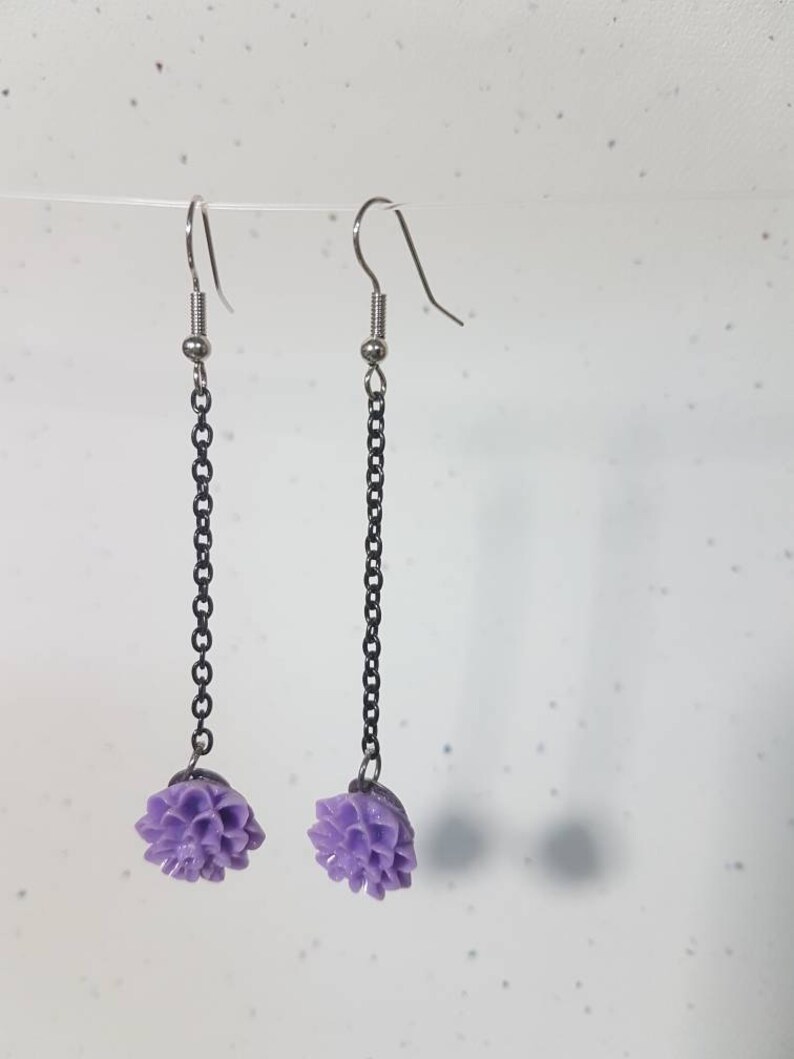 Lilac Purple and Black Chain Dangle Earrings image 3