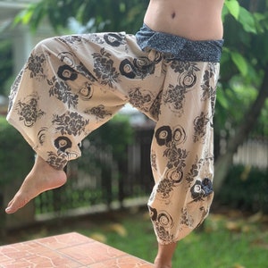 SR0807 Samurai Pants Harem pants have fisherman pants style wrap around waist