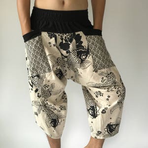 HC0103 Whtie Koi Fishes Printed  Elastic Waist Samurai Pants, Samurai Pants Men&#39;s Fahion Harem Pants Yoga Pants Casual Cotton