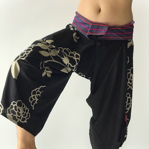 SR0137 Samurai Pants Harem pants have fisherman pants style wrap around waist