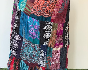 SK0825 Saia Boho de Rayon Patchwork. Saia longa, estilo Boho, saia de praia.