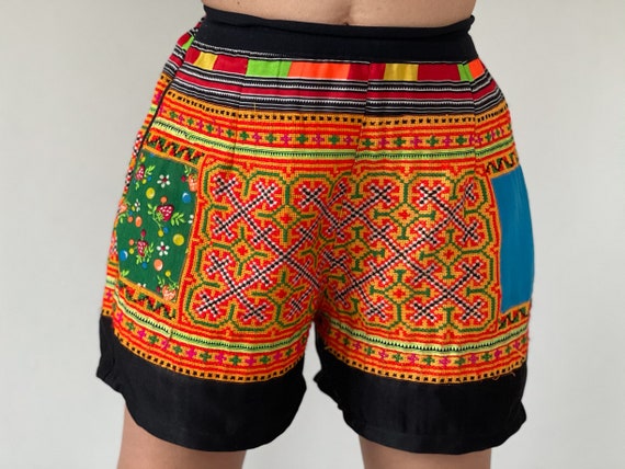 SH0057 Hmong Elastic Waist Short Pants, Thailand Hmong Hill