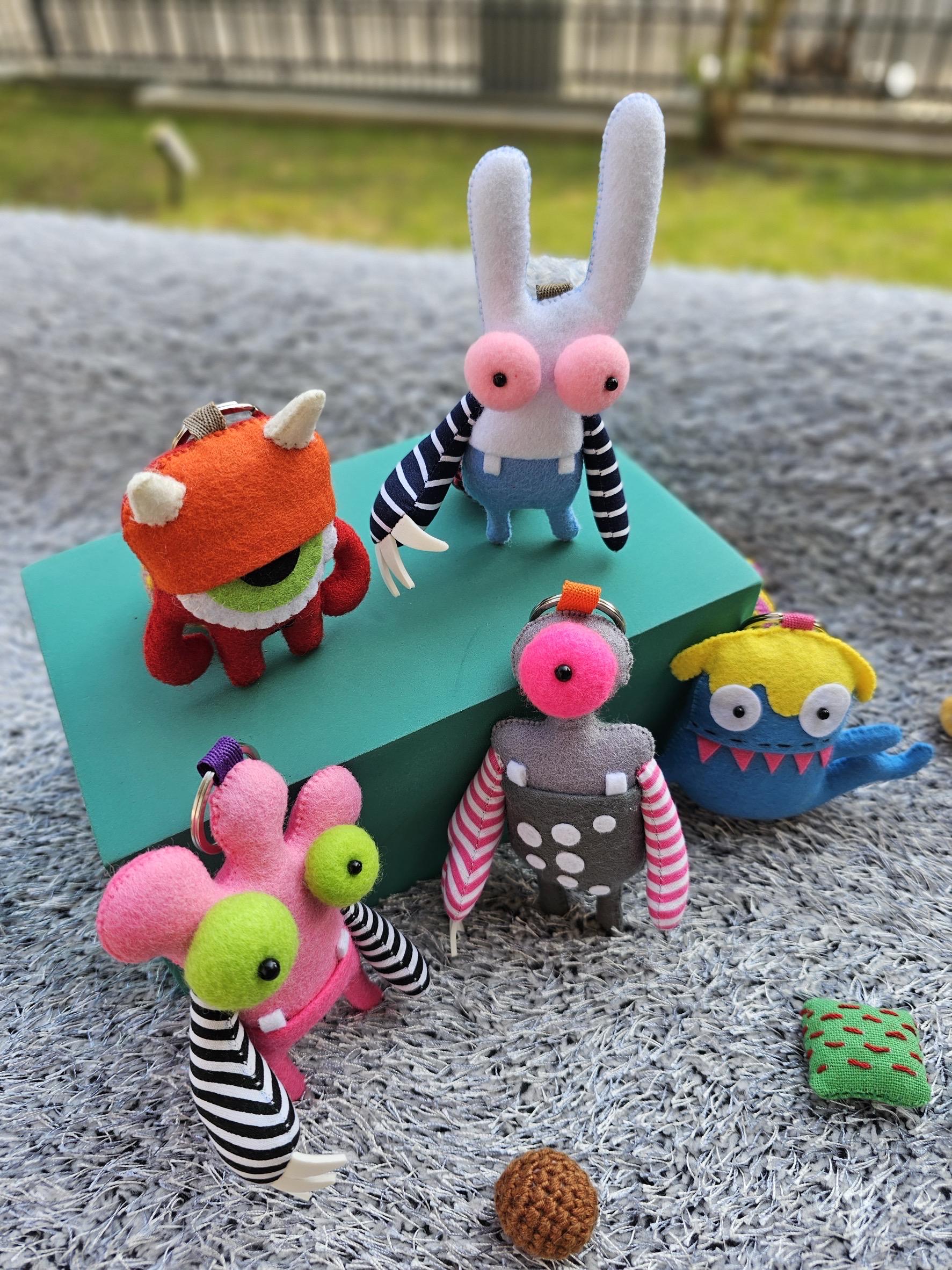 MG0056 5匹のモンスターギャングかわいい手作り、かわいい小さな