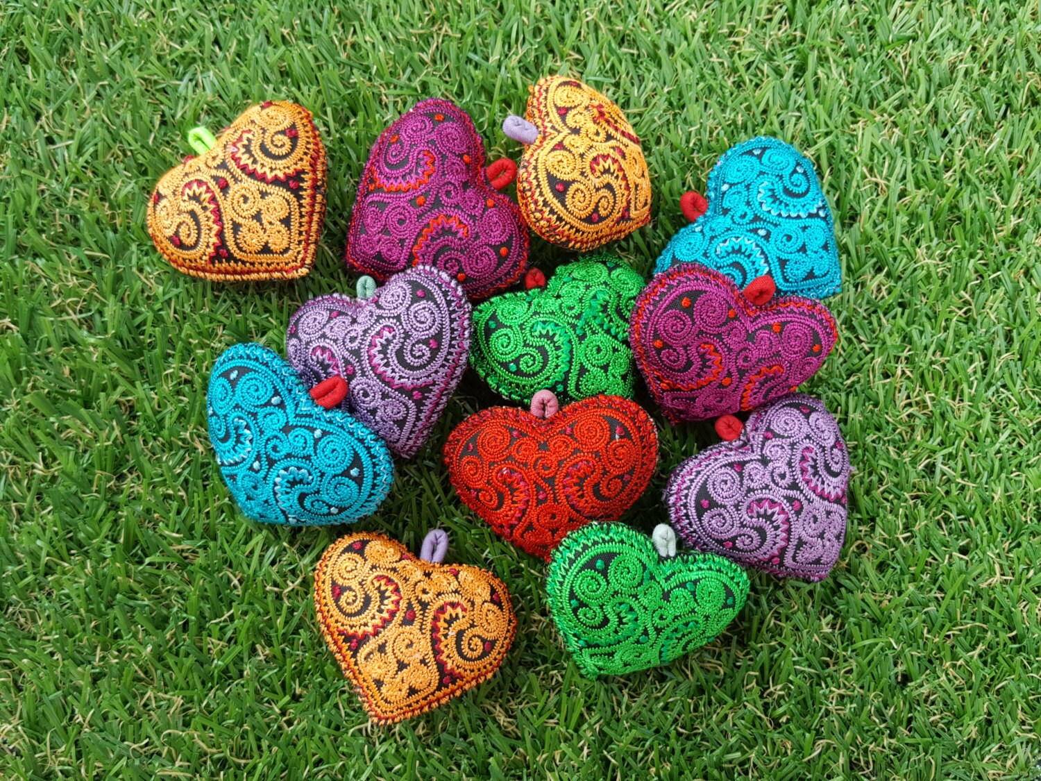 Obtenez 36 coeurs coeur à la main (Code CF0005) Obtenez 36 coeurs coeurs coeurs coeur à la main (Code CF0005) f33644