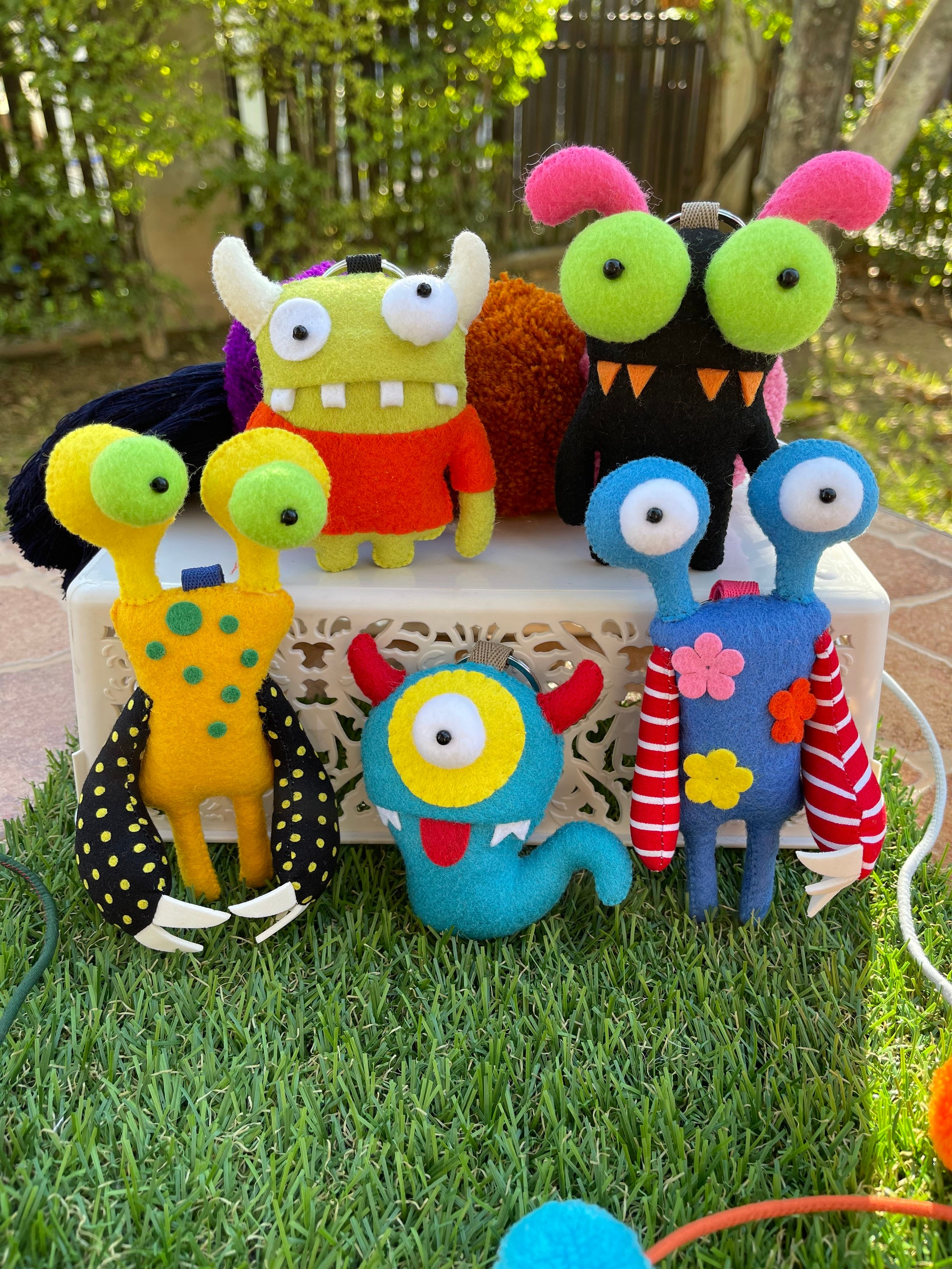 MG0036 Get 5 Monsters Gang Cute Handmade,cute Little Monster