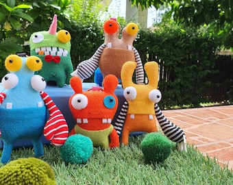 MG0015 Get 5 Monsters Gang Cute Handmade,Cute Little Monster,Monster Plush Key Chain Little Felt Monster