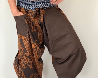 SR0063 Samurai Pants Harem pants have fisherman pants style wrap around waist