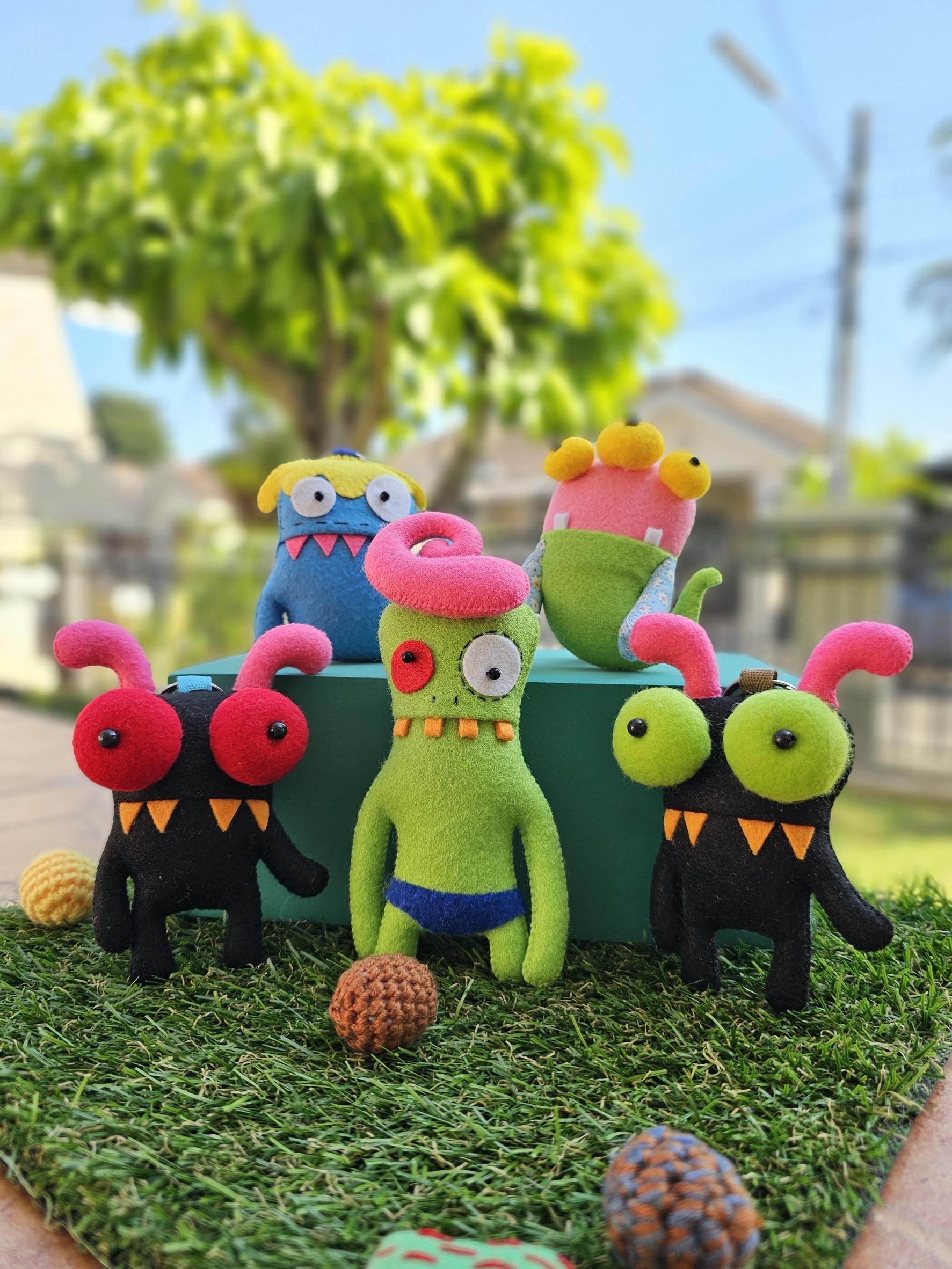 MG0073 5匹のモンスターギャングかわいい手作り、かわいい小さな