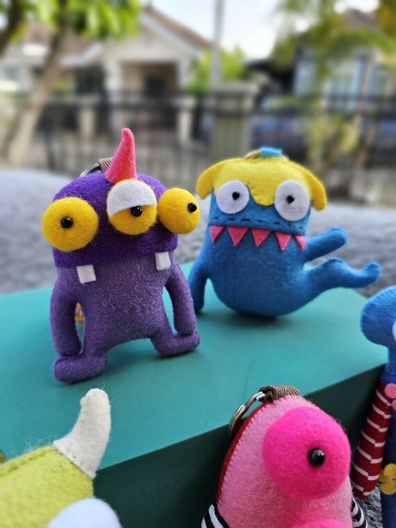 MG0068 Get 5 Monsters Gang Cute Handmade,cute Little Monster