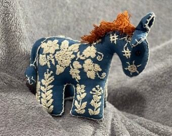 ES0054 A Charming Embroided Little Horse or Pony Child's Toy or