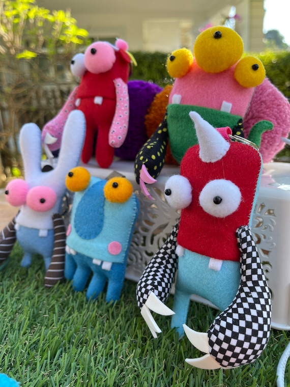MG0034 Get 5 Monsters Gang Cute Handmade,cute Little Monster