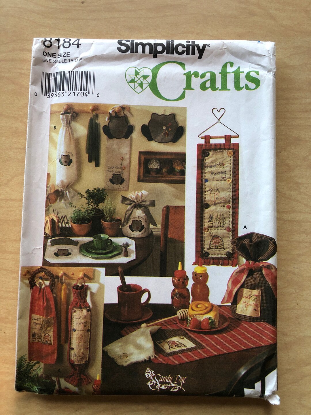 Uncut Factory Folded Sewing Pattern Simplicity 8184 Simplicity Crafts ...
