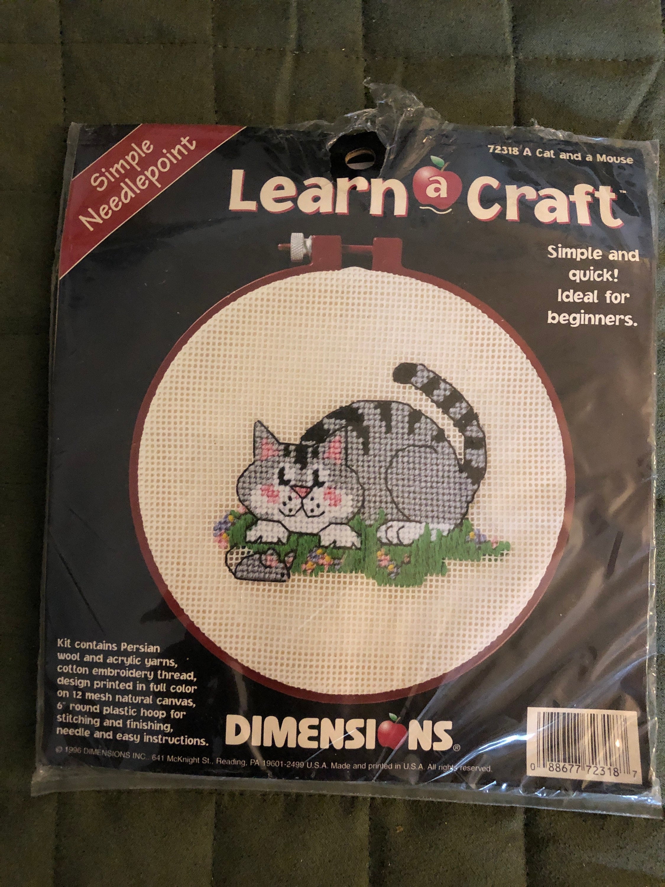 HALF PRICE Dimensions Simple Needlepoint Learn A Craft Kit 72318 A Cat &  Mouse Simple Quick Ideal for Beginners 1996 Dimensions 6 Inch Hoop 