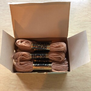Lot of 8 Tapisserie Wool Laine 100 Pure Wool Mothproof Fast Colour J P Coats canada Inc. Anchor Tapisserie 10m 0668 Bundle of 8 Skeins Etsy
