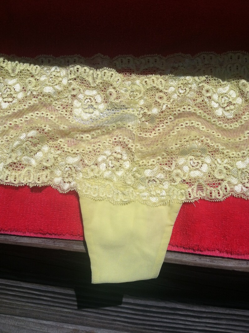 Women/'s Lingerie Undies Packaged As An Icecream Cone Lace Panties Lime Green And Orange