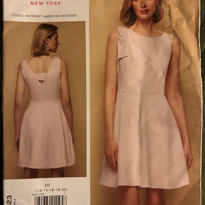 Uncut Factory Fold Vogue Sewing Pattern V1623 Isaac Mizrahi New York American Designer Sizes 12 14 16 18 20 Misses Dress Copyright 2019
