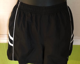 Danskin Now Shorts Black With White Trim Dance Exercise Sports Size Child's Medium 7/8 Boys Or Girls Great Condition