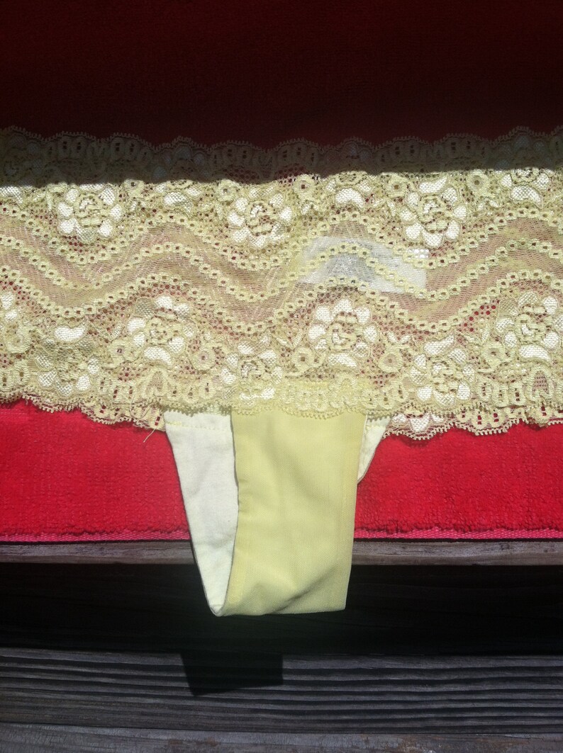 Women/'s Lingerie Undies Packaged As An Icecream Cone Lace Panties Lime Green And Orange