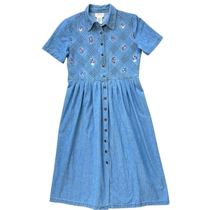 Vintage V.I.Petites Short Sleeve Denim Maxi Dress with Embroidered Flowers and Butterflies | 1990s | Medium