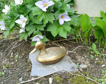 Vintage Table Talk Pie Worcester Ma Adjustable Wooden Shelf Farmhouse Country Primitive Farm Fresh Old Barn Treasures Shelving Home Living Tripod Ee