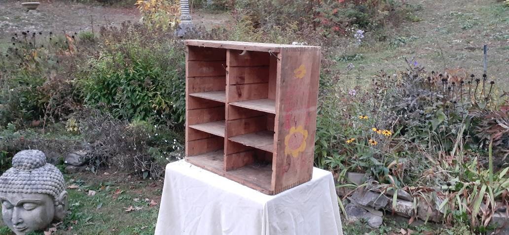 Vintage Table Talk Pie Worcester MA Adjustable Wooden Shelf