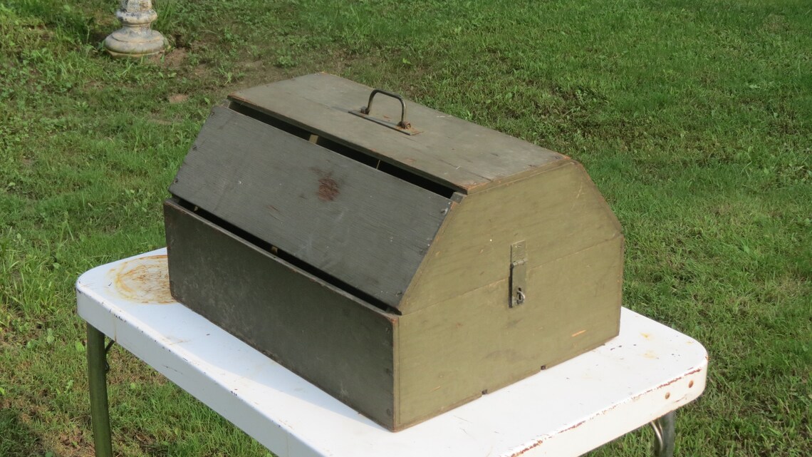 Sensational Vintage Wooden Chicken Crate Farm Fresh Barn Etsy